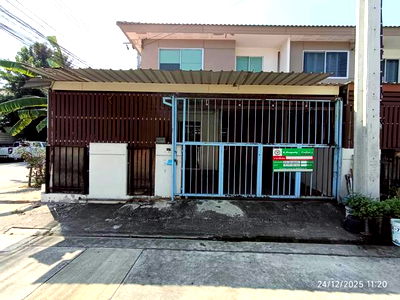 Townhouses for sale Nonthaburi : TOWN HOUSE for sale  Sai Noi Sai Noi Nonthaburi