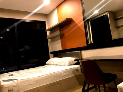 Condos for sale : Ashton Chula Silom【𝐒𝐄𝐋𝐋 & 𝐑𝐄𝐍𝐓】🔥A captivating, sharp, and intense color scheme; a distinct character.🔥 Contact Line ID: @hacondo