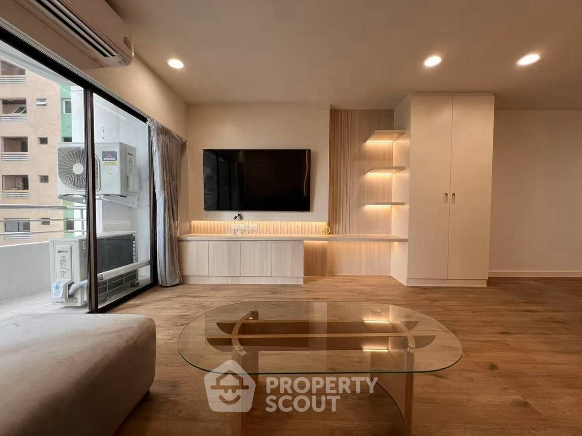 รูป คอนโด 3-ห้องนอน ที่ ท็อป วิว ทาวเวอร์ คอนโดมิเนียม ใกล้ BTS ทองหล่อ (ID 2648932) - รูปที่ 9/12