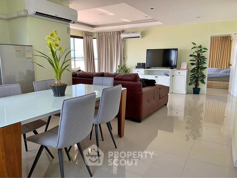 Condos for rent : 2-BR Condo at Paradise Condominium close to Jomtien Beach (ID 2653928)