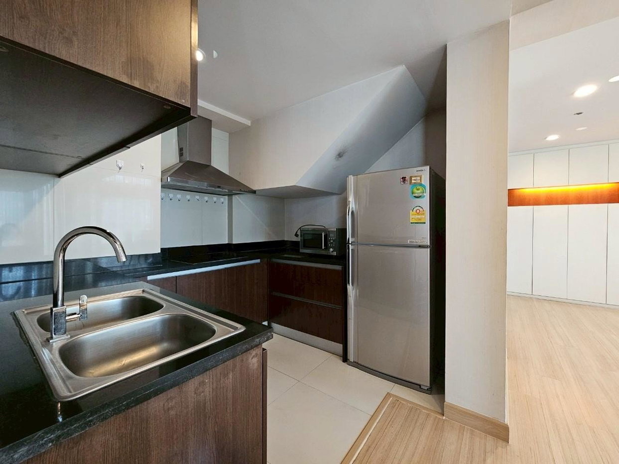 รูป LTHC14356 – Condo for Rent | The Ratchadamri | 132 sqm | 2 Beds 2 Baths (Duplex) | Near BTS Ratchadamri | 85K/Month | คอนโดให้เช่า เดอะ ราชดำริ - รูปที่ 8/20