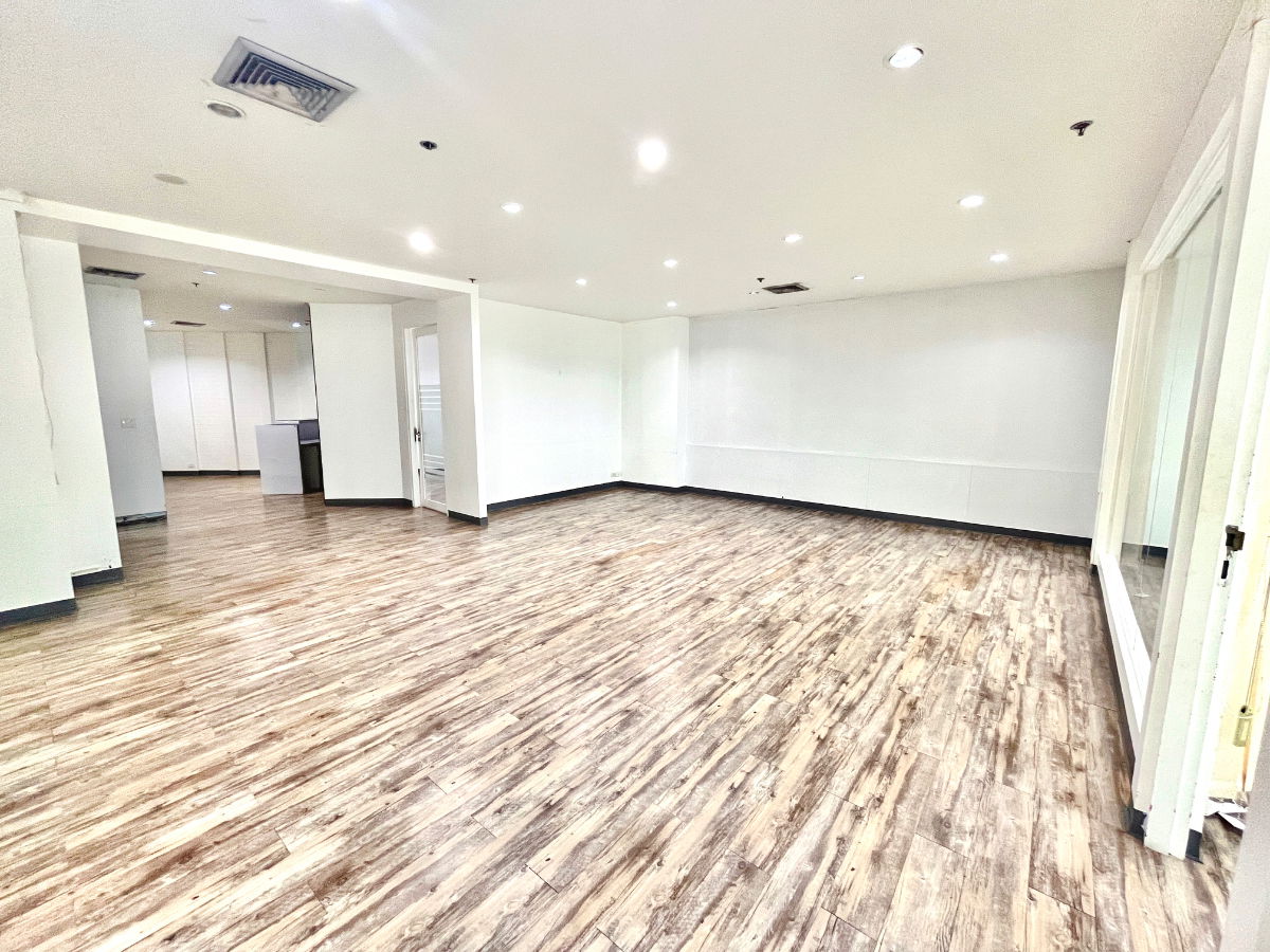 รูป สำนักงานให้เช่า เอสวี ซิตี้ พระราม 3 ☎️ 086 787 5695 - รูปที่ 11/21