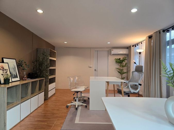 3-bed home office for rent, 50 sq wah, Bang Kapi
