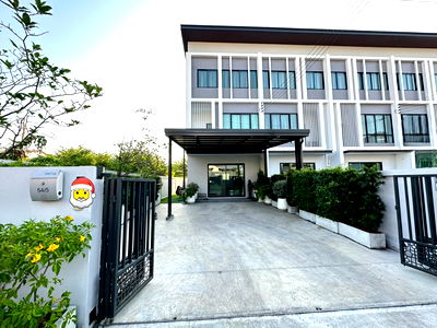 เช่าทาวน์โฮม ถนนนาคนิวาส : 🏢 ทาวน์โฮมใหม่ให้เช่า สตรีวิทยา 2 ซอย 29 (โชคชัย 4 ซอย 72) 3 ห้องนอน 4 ห้องน้ำบ้านใหม่ พร้อมเริ่มธุรกิจได้ทันที จดทะเบียนบริษัทได้