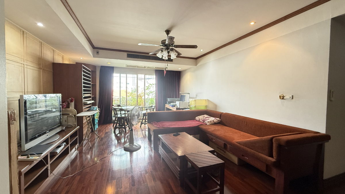 รูป 🔥ดีลพิเศษ ขายคอนโด 2 ห้องนอน 196 ตร.ม. สาทร ช่องนนทรี | Supreme Elegance ใกล้ BTS | ห้องใหญ่หายาก - U6045629 - รูปที่ 1/12