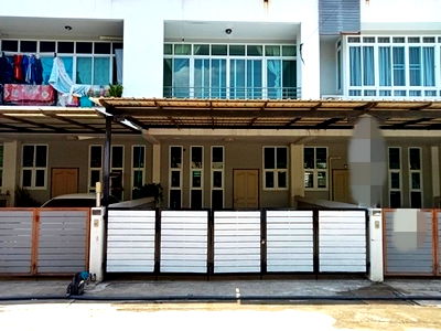 Townhouses for sale The Crystal : FOR SALE  TOWNHOUSE PROPERTY  3400000 BAHT.