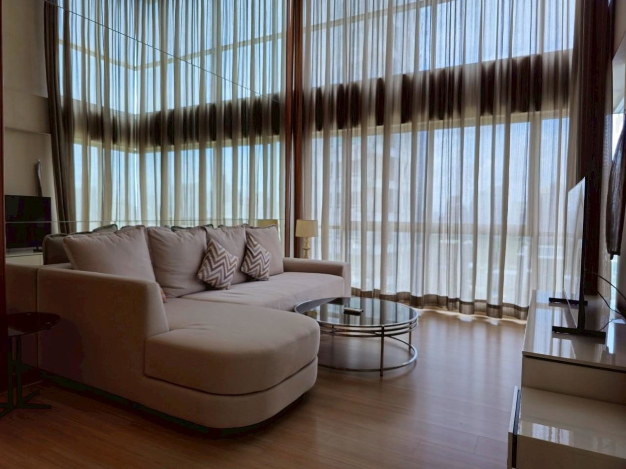 รูป LTHC14356 – Condo for Rent | The Ratchadamri | 132 sqm | 2 Beds 2 Baths (Duplex) | Near BTS Ratchadamri | 85K/Month | คอนโดให้เช่า เดอะ ราชดำริ - รูปที่ 10/20