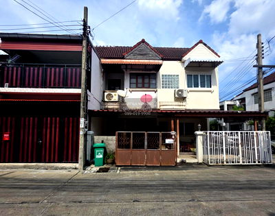 Townhouses for sale Bangkok : For Sale Townhouse/Townhome  , Pattara Niwet , Bang Sue , Bang Su , Bangkok , CX-135137 ✅ Live chat with us ADD LINE @connexproperty ✅