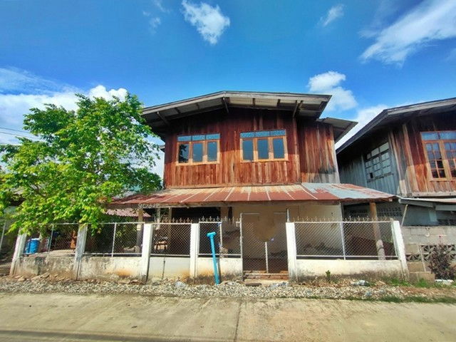 รูป F6-0217 ขายบ้านพักอาศัยครึ่งตึกครึ่งไม้ 2 ชั้น ถนนห้วยไคร้ใหม่ - สันทรายงาม - รูปที่ 1/8