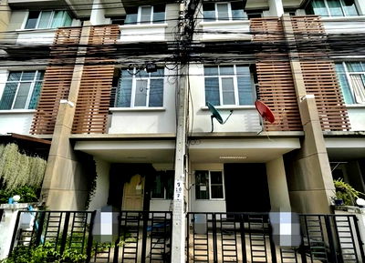 ทาวน์โฮม ทาวน์ อิน ทาวน์ : F1-0302 ขายทาวน์เฮ้าส์ ทาวน์พลัส ประชาอุทิศ กรุงเทพมหานคร (โปรโมชั่นจนถึงวันที่ 30 มิถุนายน 2569)