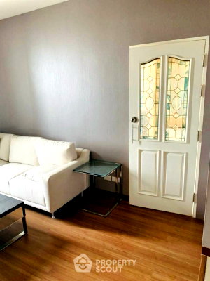 Condos for sale Central  Ladprao (Central Lat Phrao) : 1-BR Condo at Vantage Ratchavipa Condominium in Chatuchak (ID 2479912)