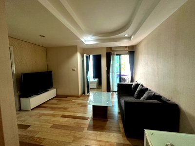 Condos for rent 700 Year Sports Arena Chiang Mai : Rent Trams condo Ched Yod very good location near Maya , Nimman Rd. , CMU, Airport Tel. 082-3899314 ( Bubu )