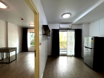 ขายคอนโด : ราคาพิเศษ ! ขาย ดีคอนโด ริน : 1ห้องนอน ห้องมุม ติดเซ็นทรัลเชียงใหม่ โทร 082-389-9314 บู