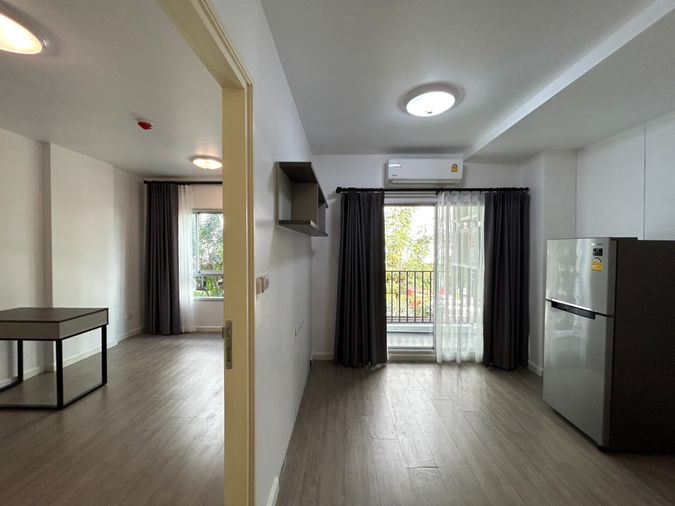 ราคาพิเศษ ! ขาย ดีคอนโด ริน : 1ห้องนอน ห้องมุม ติดเซ็นทรัลเชียงใหม่ โทร 082-389-9314 บู