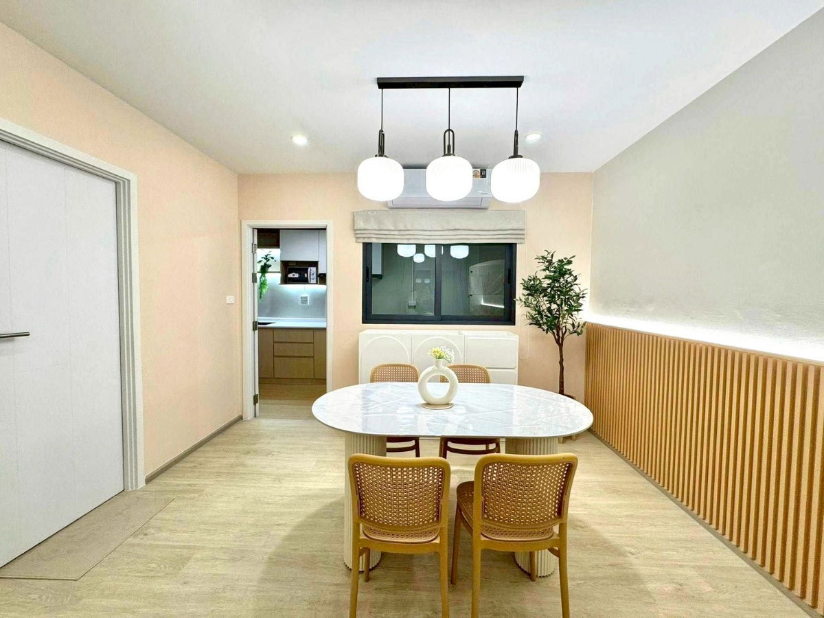 รูป [ให้เช่า] ทาวน์โฮม 3 ชั้น แต่งสวย เฟอร์ครบ พร้อมอยู่📍Plex อ่อนนุช - วงแหวน | ใกล้ Mega Bangna 🐶Pet Friendly🐱 - รูปที่ 4/19