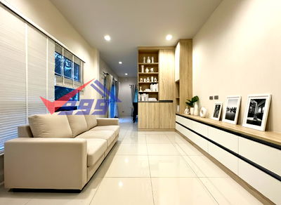 Houses for sale Bang Chan Industrial Estate : For Sale:  Single House at Perfec Place Ramkhamhaeng 3 with 5 Bedrooms Ready to Move In