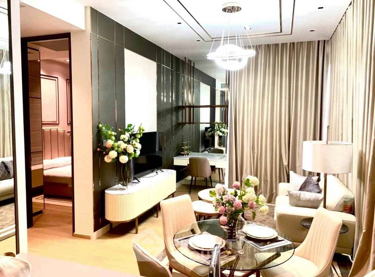 picture 2-BR Condo at 28 Chidlom near BTS Chit Lom (ID 2418129) - 1/4