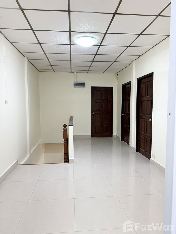 รูป ทาวน์เฮ้าส์ให้เช่า 3 ห้องนอน ใน บางจาก, กรุงเทพมหานคร 1992329 - รูปที่ 10/15