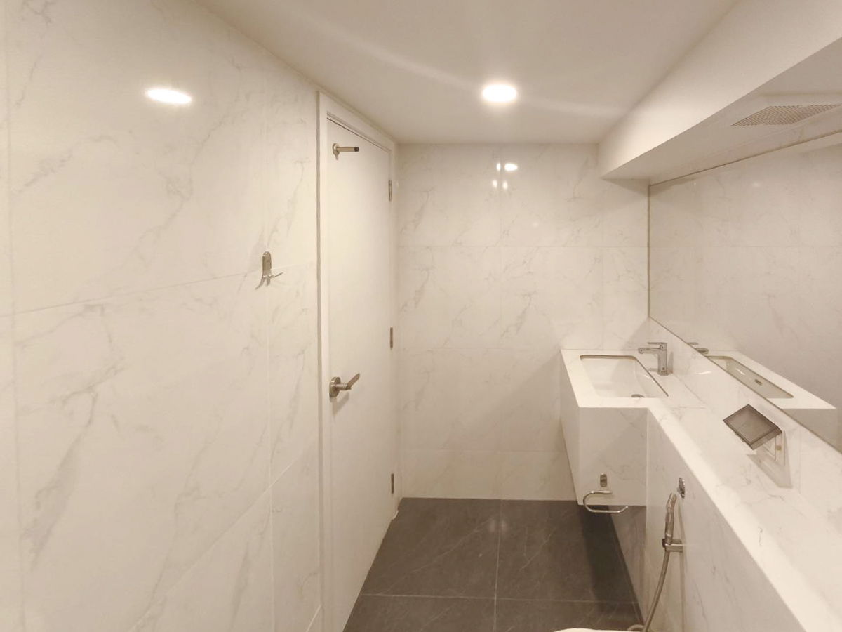 รูป 🔥 ด่วน! ห้องมุมมือหนึ่ง คอนโด ออริจิ้น ปลั๊ก & เพลย์ นนทบุรี สเตชั่น เพียง 3.49 ล้านเท่านั้น Double Volume Space ห้อง 2 ชั้น  - รูปที่ 11/51