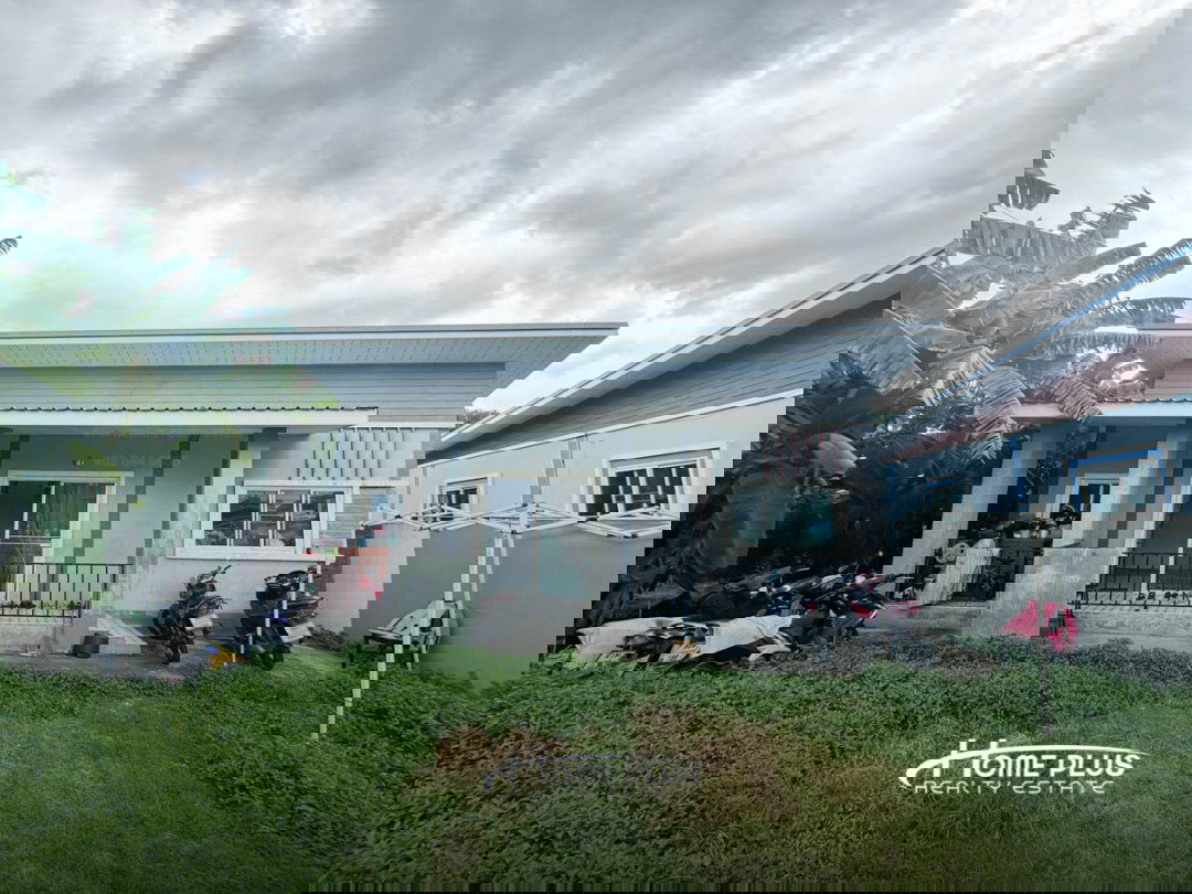 รูป ที่ดินพร้อมบ้านเดี่ยวชั้นเดียว หมู่บ้านชุมชนนิเวศน์ชาวฟ้า เนื้อที่ 105 ตารางวา  - รูปที่ 1/16