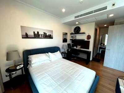 Condos for rent : DT-1967  Supalai Oriental Sukhumvit 39, good location near BTS Phrom Phong.                                        
