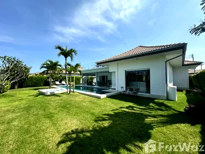 Houses for sale Hua Hin Prachaubkirikhan : Stunning Luxurious Private Pool Villa - Roof Top Terrace 2288266