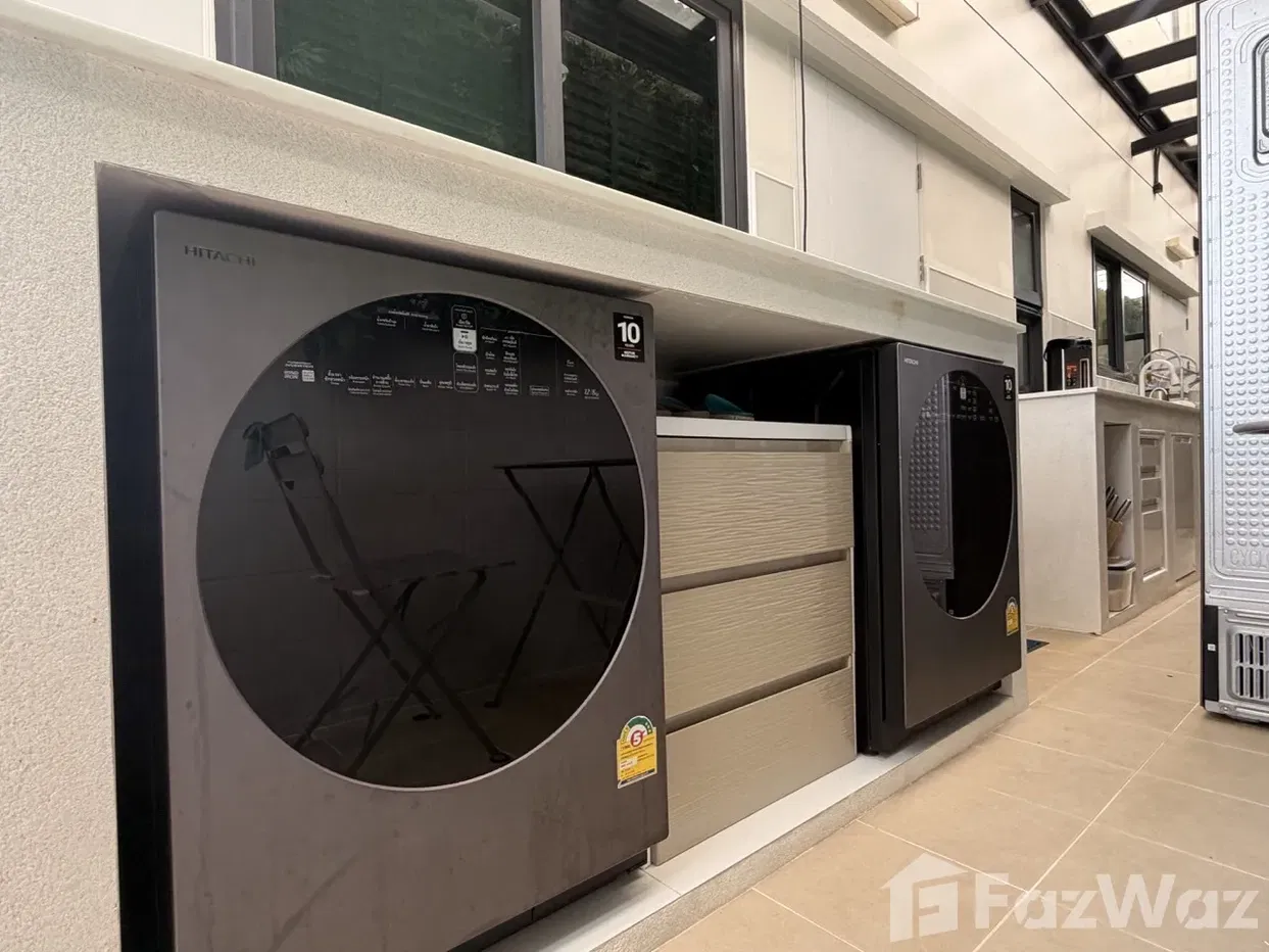 picture LUXURY LAKE FRONT 6-BEDROOM RESIDENCE 6042579 - 95/101