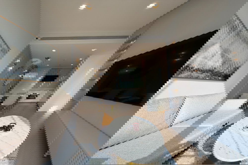 รูป 🔥 สำหรับเช่า !! คอนโดระดับ Super Luxury, ห้องหายาก, ชั้นสูง 33+, วิวเมือง !! Code C20260200017..Anil Sathorn 12, 2 นอน, 2 น้ำ, แต่งครบ, พร้อมเข้าอยู่ - รูปที่ 4/8