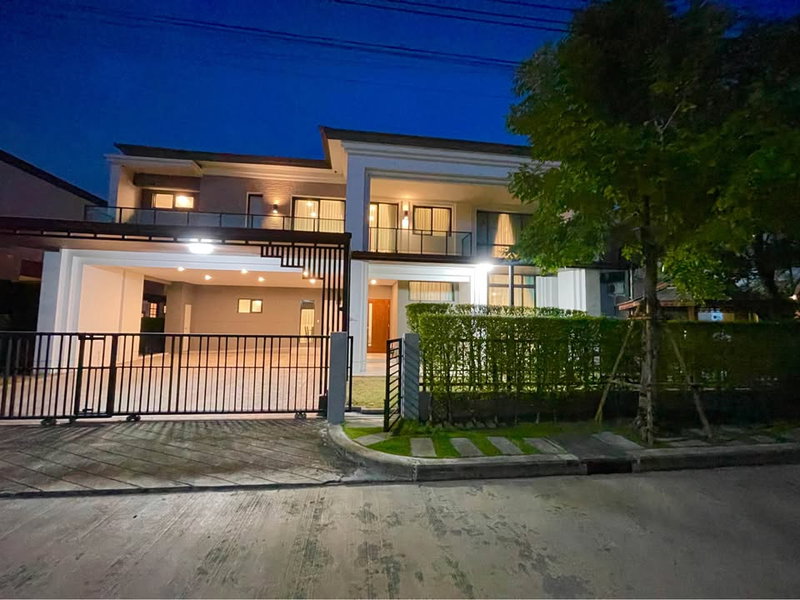 ขายบ้านเดี่ยว : ขายบ้านหรู The City Ramindra 2 พร้อมผู้เช่า โอกาสลงทุนย่านรามอินทรา | 5 ห้องนอน 380 ตร.ม. | 25 ล้านบาท 