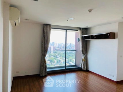 2-BR Condo at Vantage Ratchavipa Condominium in Chatuchak (ID 2479915)