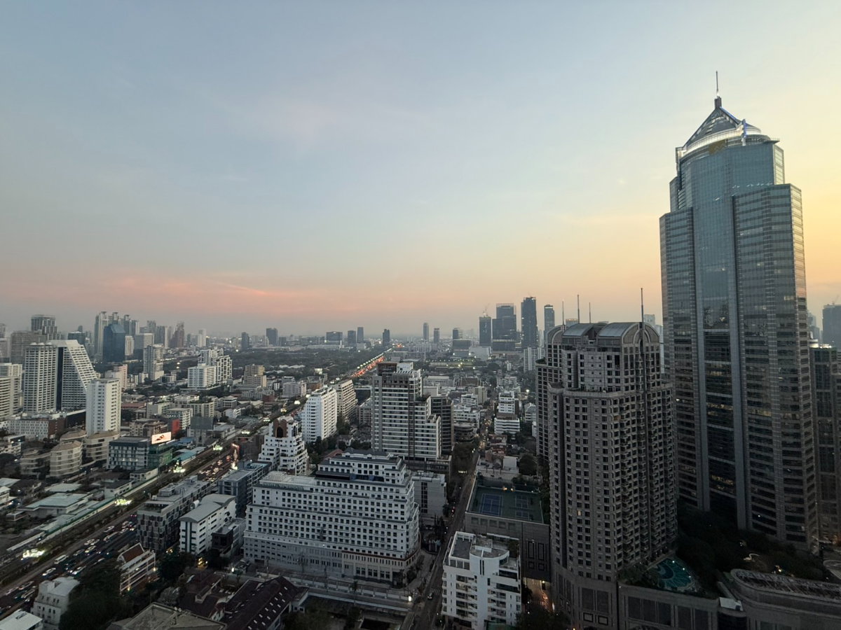 รูป for Rent Condo Athenee Residence 2 Bedrooms with maid room 140 Sq.m (S15-7892) - รูปที่ 22/23