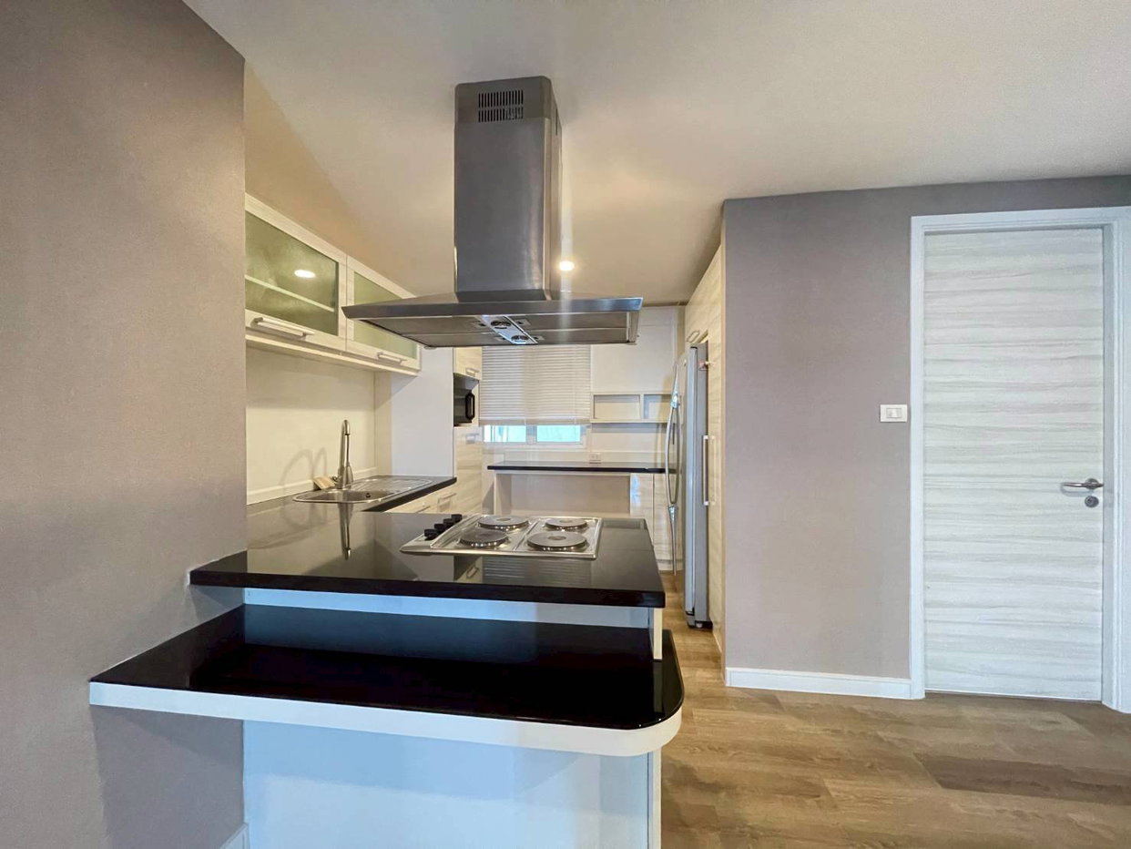 รูป LTHC14321 – Condo for Rent | Fullerton Sukhumvit | 155 sqm | 3 Beds 3 Baths + 1 Maid Room | Near BTS Ekkamai | 90K/Month - รูปที่ 5/10