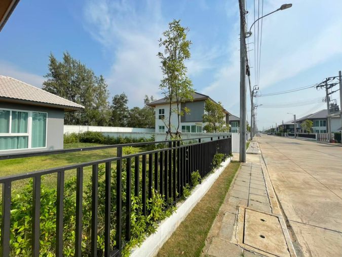 ขายบ้านเดี่ยว 5 ห้องนอน 250 ตร.ม. 108 ตร.ว. ดิ เอ็กซ์เทนโซ เลียบวารี
