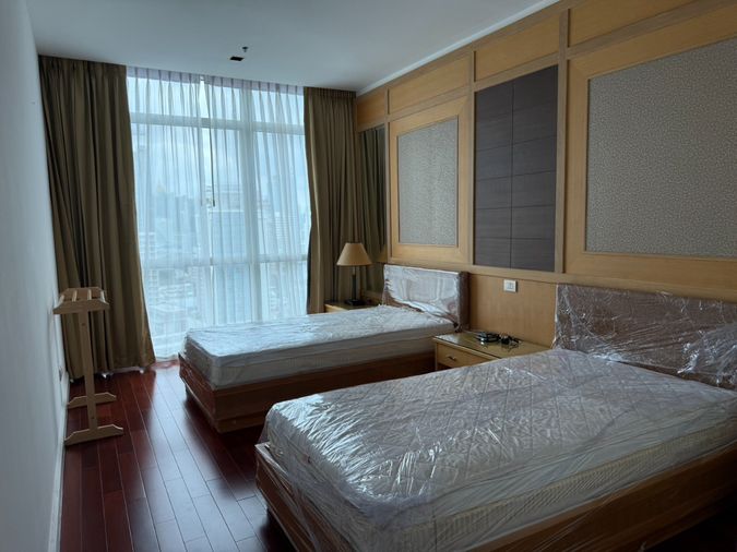 for rent Condo Athenee Residence Rare Item with 276 Sq.m (S15-7878)