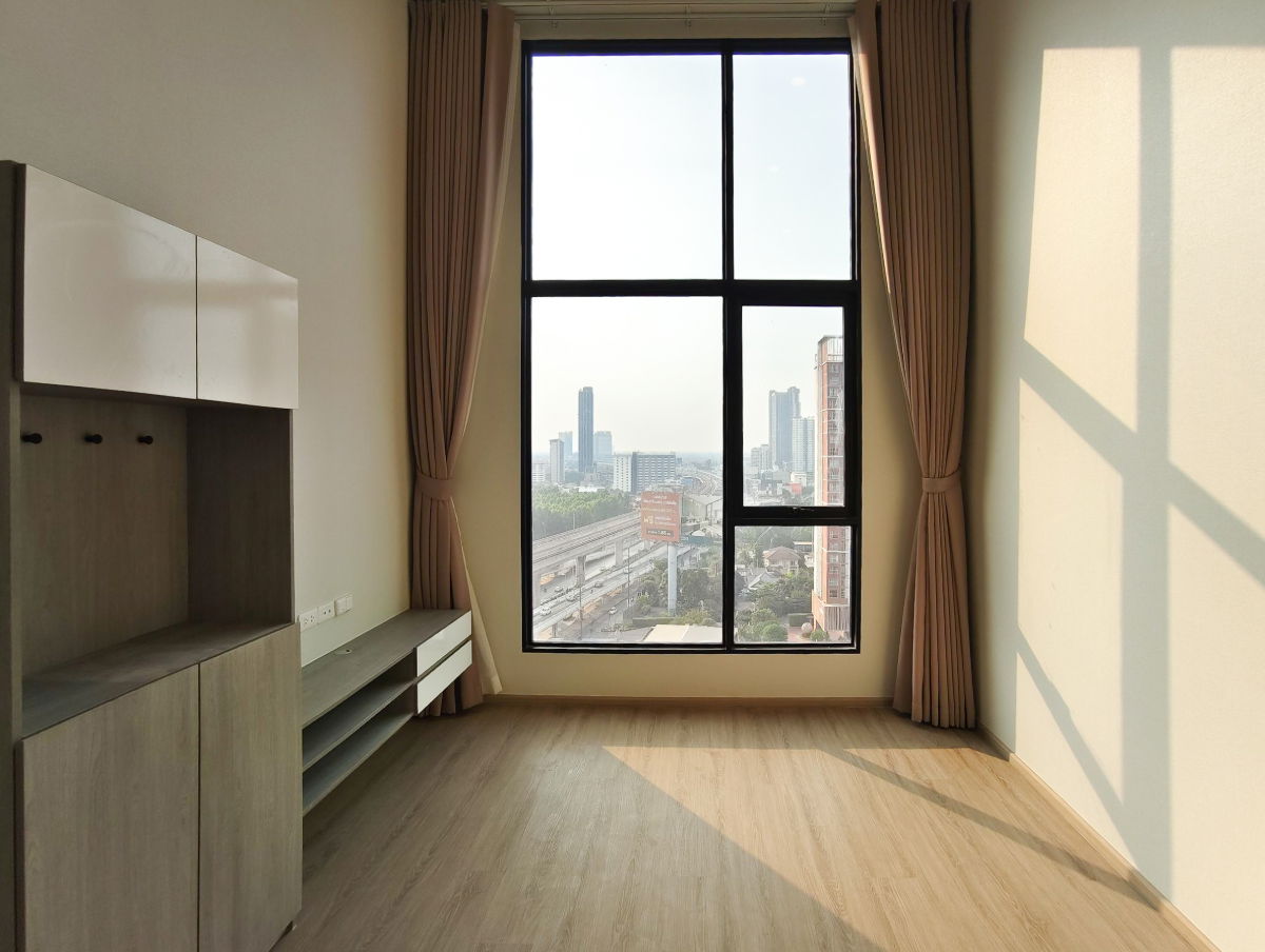 รูป 🔥 ด่วน! ห้องมุมมือหนึ่ง คอนโด ออริจิ้น ปลั๊ก & เพลย์ นนทบุรี สเตชั่น เพียง 3.49 ล้านเท่านั้น Double Volume Space ห้อง 2 ชั้น  - รูปที่ 2/51