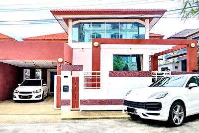 เช่าบ้านเดี่ยว ถนนศรีนครินทร์ : 3-4นอน อ่อนนุช 38-46 เฟอร์ครบ 67ตรว. 300ตรม. BTSบางจาก ให้เช่าบ้านเดี่ยว 2 ชั้น บ้านเปิดโล่งสไตล์โมเดิร์น 3น้ำ 5จอดรถ 5แอร์