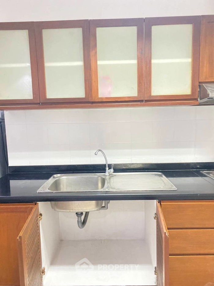 รูป คอนโด 2-ห้องนอน ที่ ณุศา สเตท ทาวเวอร์ คอนโดมิเนียม ใกล้ BTS สะพานตากสิน (ID 2653367) - รูปที่ 17/25