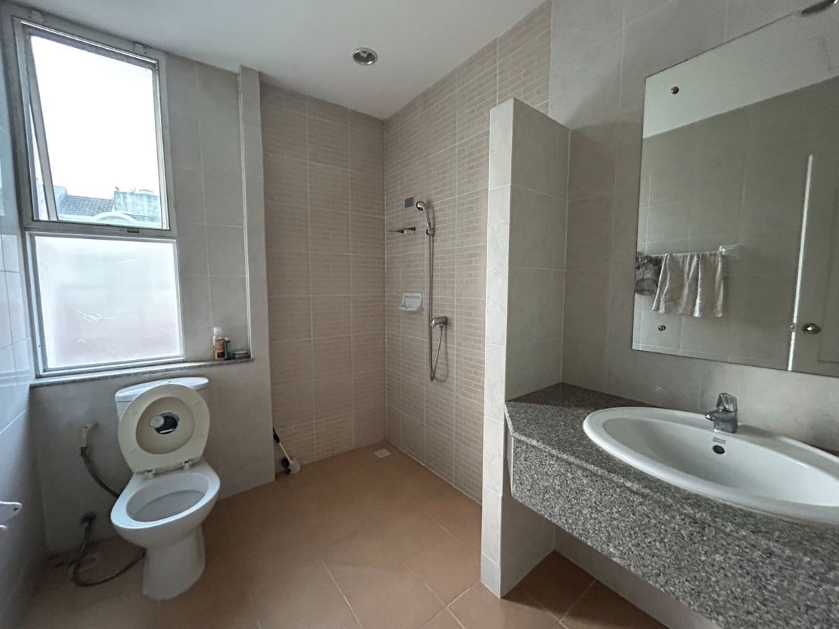 รูป 📍🔥 ทำเลทอง “ติดอุดมสุขวอล์ค” ใกล้ BTS อุดมสุข เดินทางโคตรสะดวก! 🔥📍 - รูปที่ 6/8