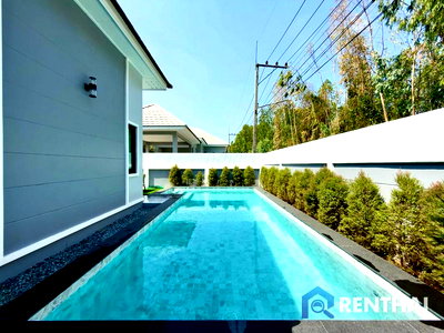 Houses for sale Bang Lamung Chonburi : Brand New Single Storey Pool Villa Ready to Move In
