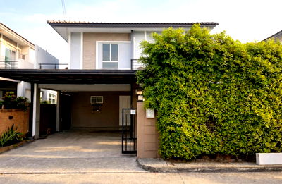 บ้านเดี่ยวให้เช่า : บ้านเช่า เดอะ แพลนท์ เทพารักษ์ (ซอยศรีมิตร) พร้อมอยู่ 🏡