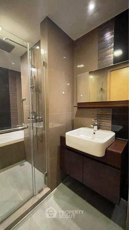 picture 2-BR Condo Inter Lux Premier Sukhumvit 13, 400m to ARL Makkasan (ID 2653257) - 5/13