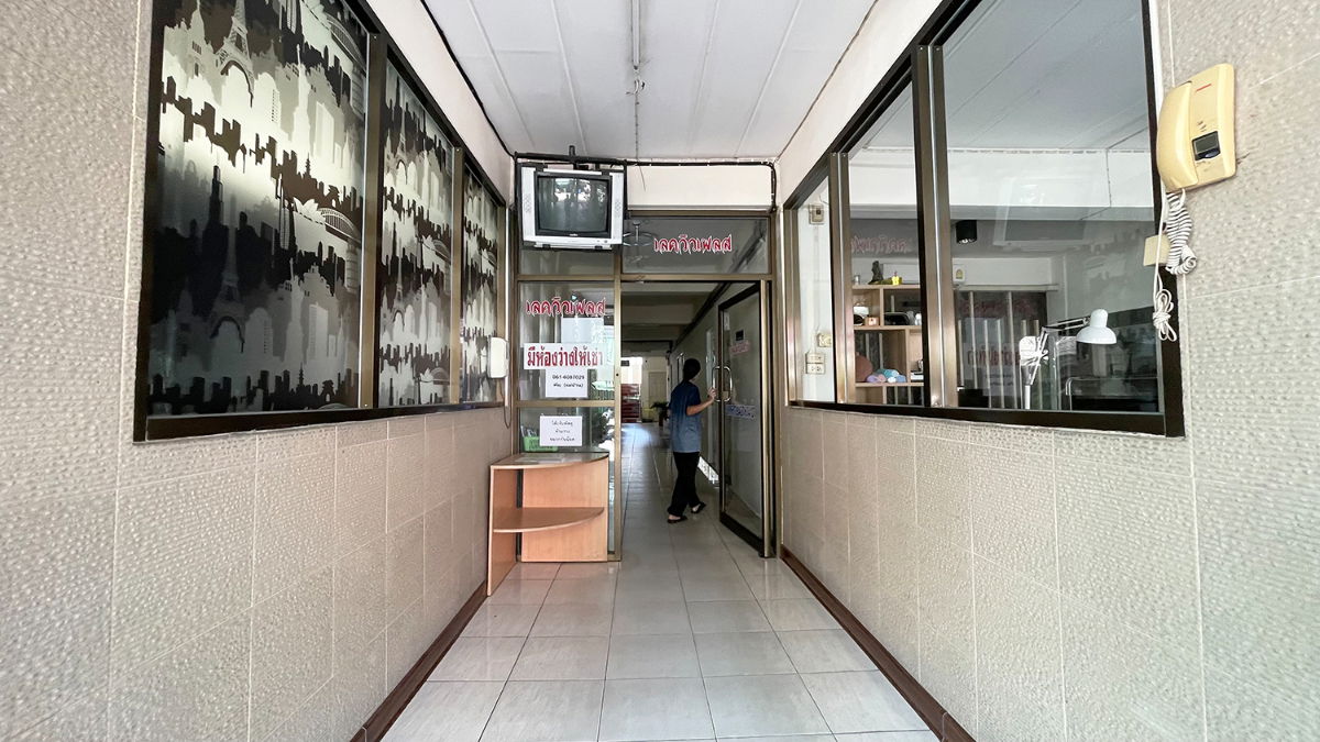 รูป ขายอพาร์ทเมนต์ เนื้อที่ 325 ตรว นิคมนวนคร คลองหลวง ปทุมธานี 7 ชั้น  มี 89 ห้องนอน ยีล10% - รูปที่ 12/12