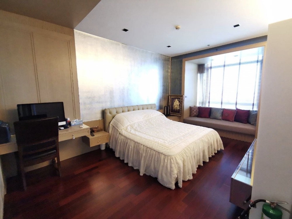 รูป for Rent Condo Athenee Residence 2 Bedrooms with maid room 140 Sq.m (S15-7892) - รูปที่ 18/23