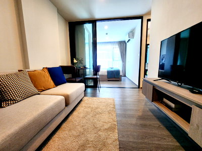 Condos for rent : 🐻✨️Move-in Ready Condo at Brixton Kaset Sriracha✨️🐻 Great price, near Kasetsart University. Beautiful room with fully furnished furniture 👍🏻🙀