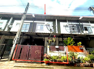 Townhouses for sale Pluak Daeng Rayong : TOWN HOUSE for sale  Mapyangphon Pluak Daeng Rayong