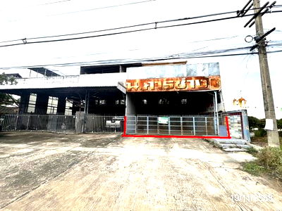 Shophouses for sale Chang International Circuit : SHOP HOUSE for sale  Shum Het Muang Buri Ram Buri Ram