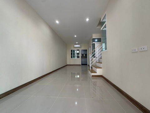 Townhouse 4BR for Sale in Khao Talo, East Pattaya
