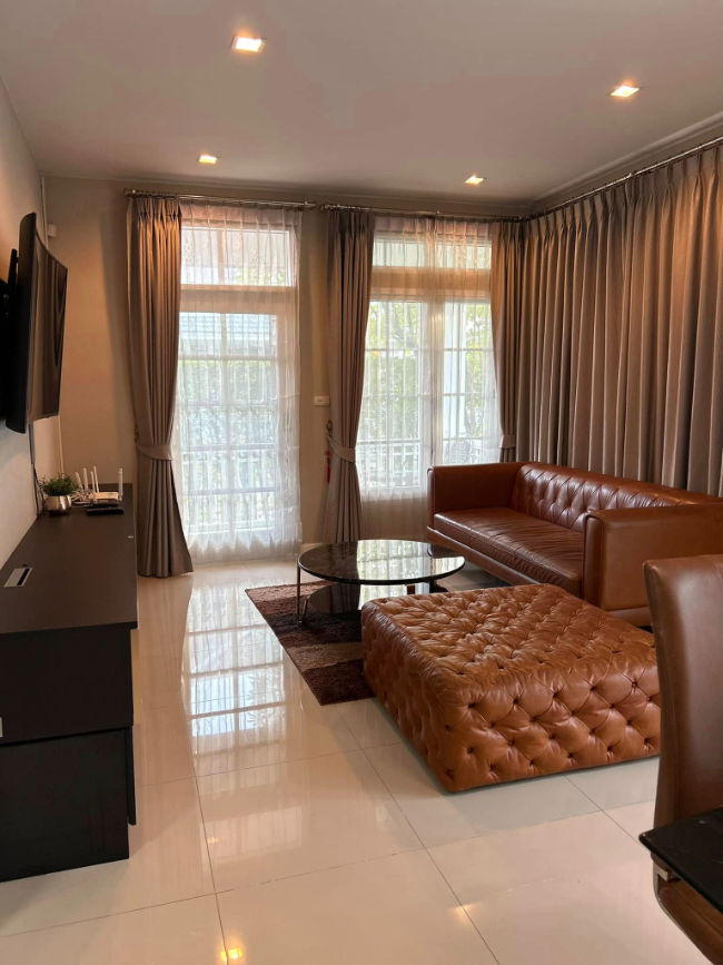 รูป  ให้เช่าบ้านหรู บุราสิริ ปัญญาอินทรา | สไตล์ยุโรป ติดทะเลสาบ - รูปที่ 6/36