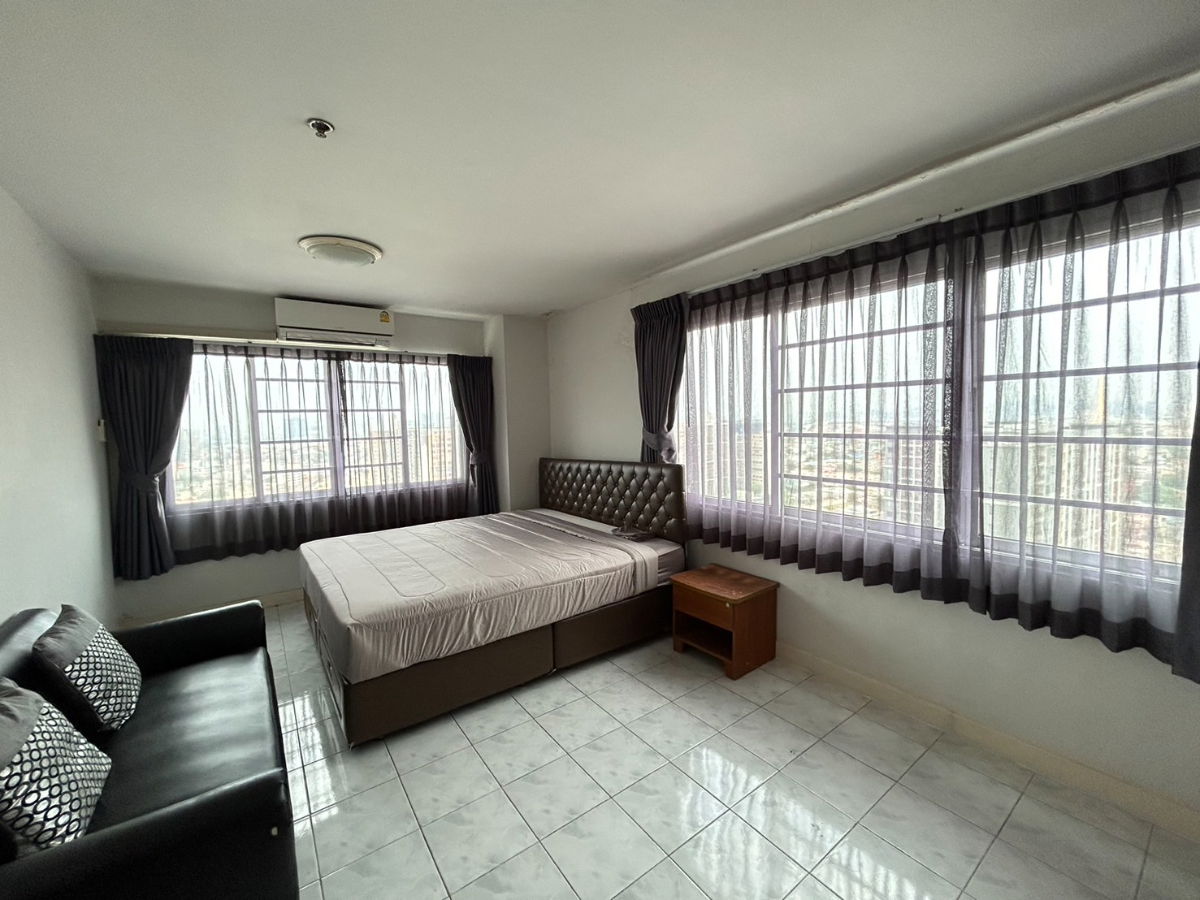 รูป ให้เช่าคอนโด 1 ห้องนอน 46 ตรม. คอมมอนเวลธ์ ปิ่นเกล้า ติด mrt รถไฟฟ้าบางยี่ขัน พร้อมเฟอร์นิเจอร์ และเครื่องใช้ไฟฟ้า - รูปที่ 3/17