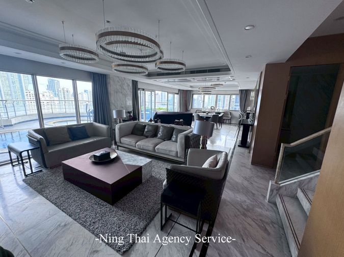 [ประกาศขาย] เพนต์เฮาส์ดูเพล็กซ์สุดหรู พร้อมสระว่ายน้ำส่วนตัว ทำเลใจกลางเมือง สุขุมวิท 24